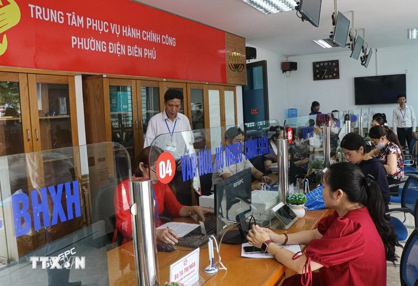 Từ 1/7, giảm 50% nhiều loại phí hỗ trợ người dân, doanh nghiệp đến hết 2026