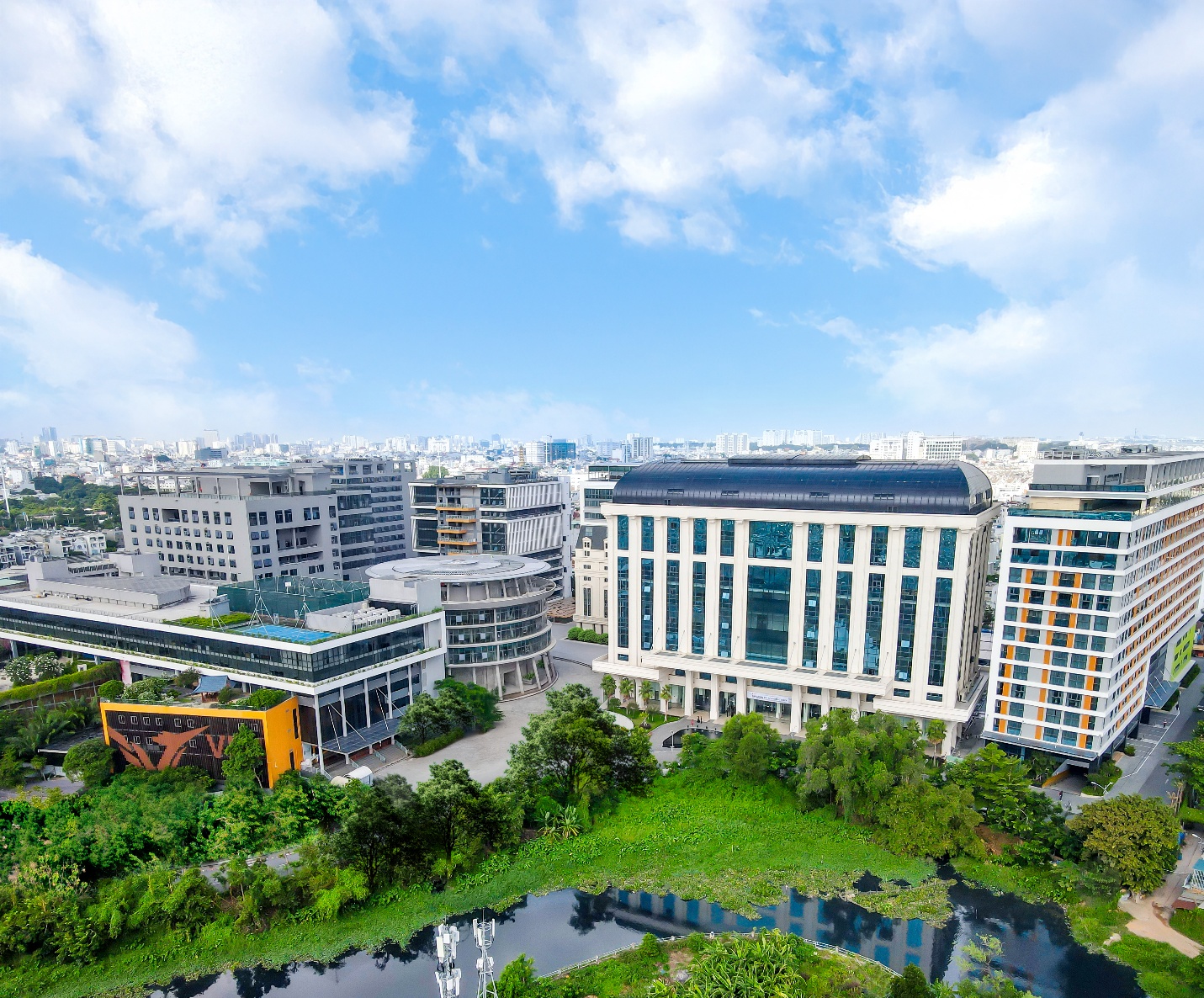 Trường Đại học Văn Lang - lifestyle campus chuẩn của Gen Z- Ảnh 1.